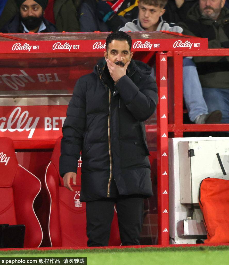 基恩力荐埃迪·豪接任曼联主帅：冷静与沉稳是关键